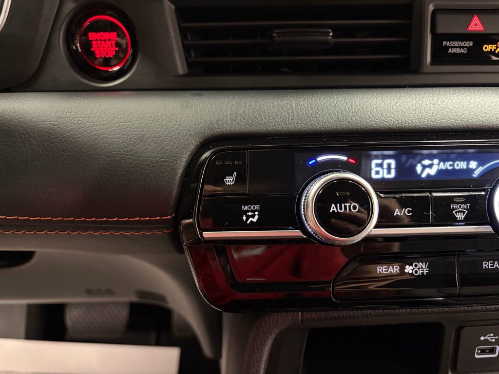 Used 2025 Honda Pilot Sport image 20