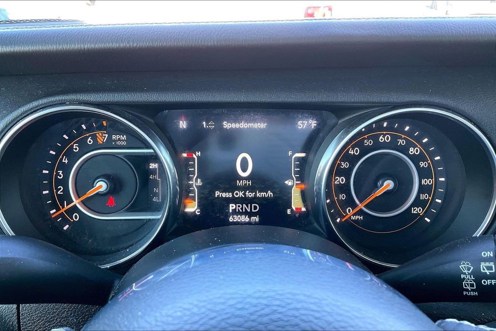 Used 2019 Jeep Wrangler Unlimited Sahara image 12