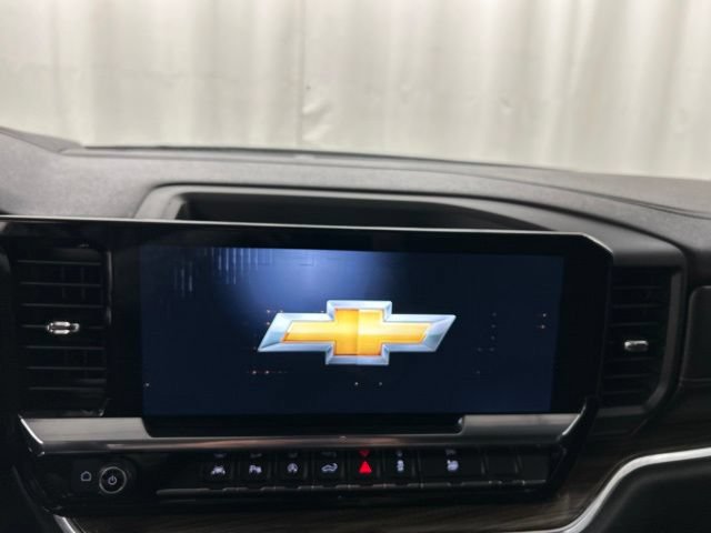 Used 2024 Chevrolet Silverado 1500 RST AWD/4WD image 14