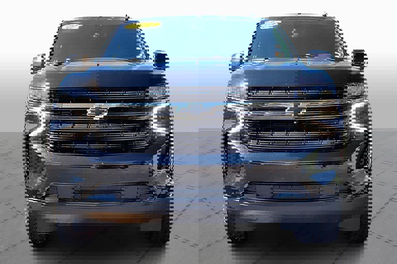 Used 2021 Chevrolet Tahoe RST w/ Luxury Package image 3