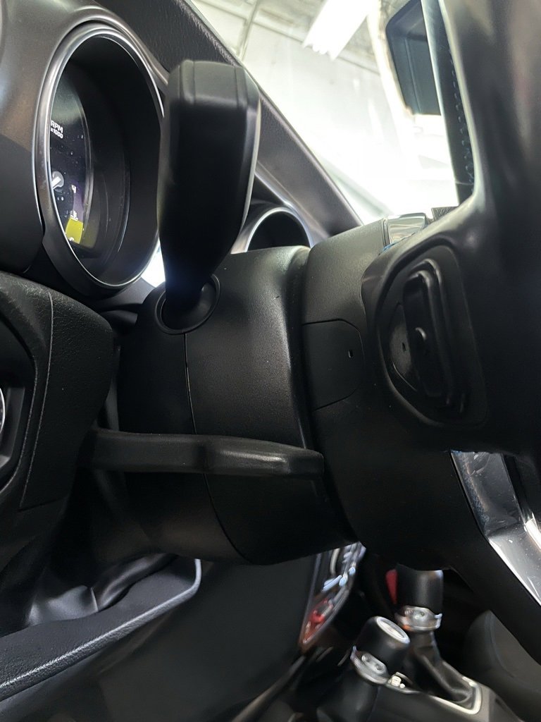 Used 2022 Jeep Wrangler Unlimited Rubicon 4xe w/ Safety Group image 29