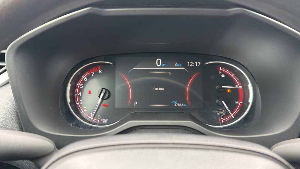 Certified 2025 Toyota RAV4 LE FWD image 24