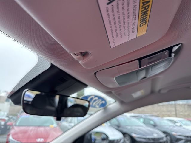 Used 2022 Hyundai Tucson SE image 33