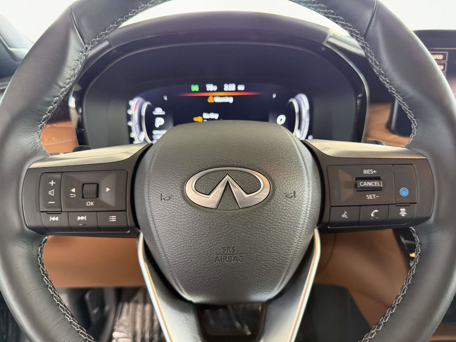 Used 2025 INFINITI QX60 Autograph image 22