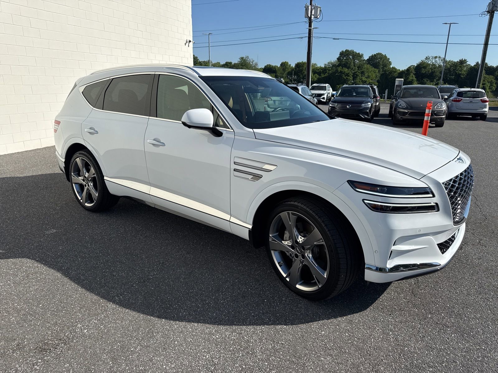 Used 2024 Genesis GV80 3.5T AWD/4WD image 3