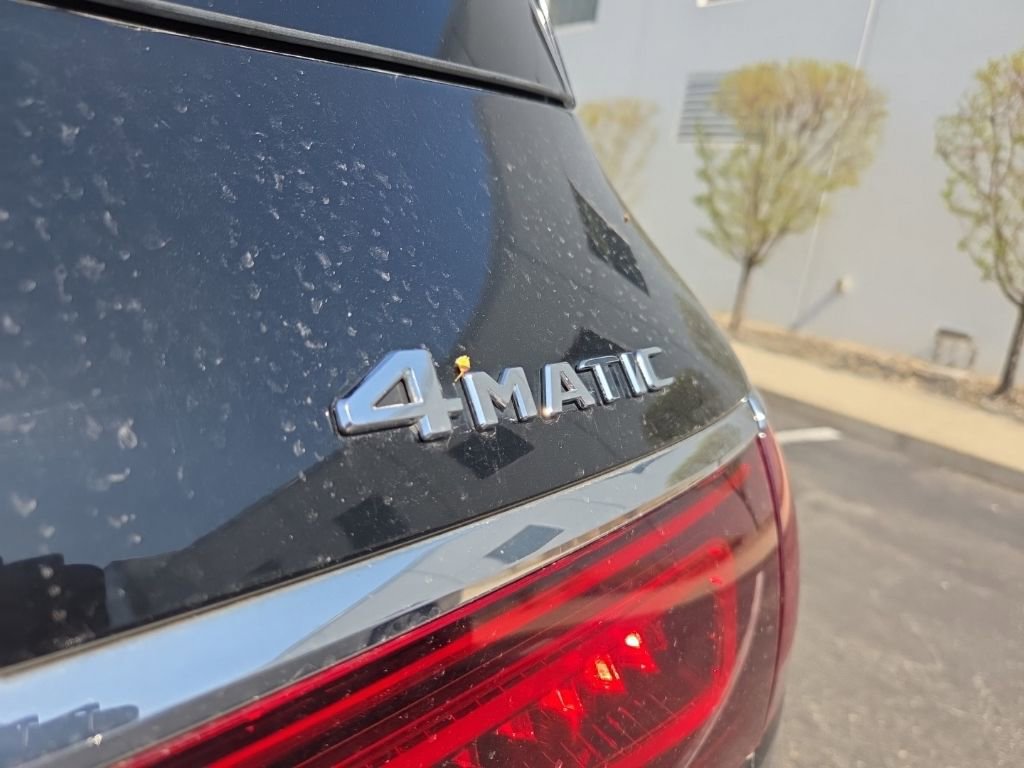 Used 2021 Mercedes-Benz GLS 580 4MATIC image 12