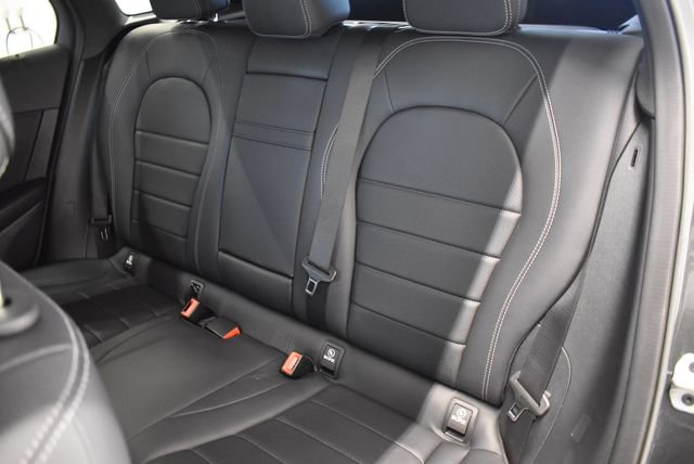 Used 2022 Mercedes-Benz GLC 300 4MATIC image 7