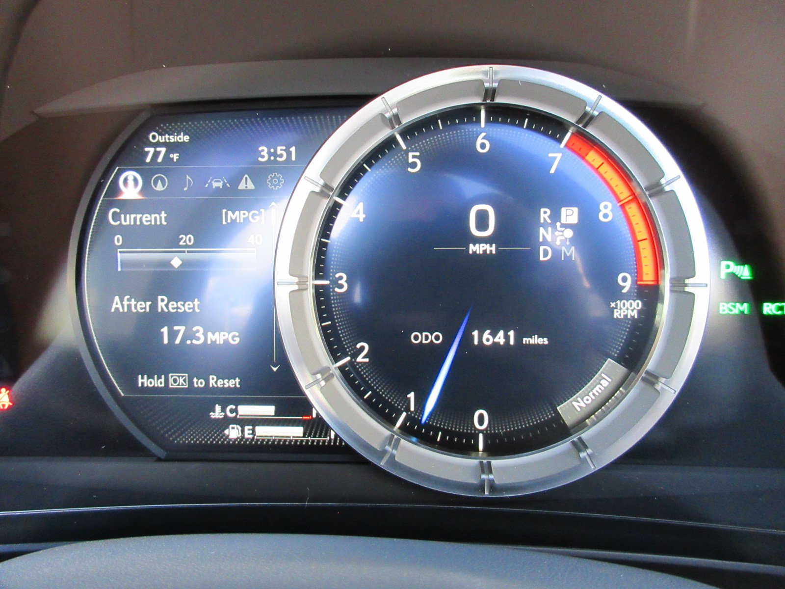 Used 2023 Lexus LC 500 Convertible w/ Touring Package RWD image 33