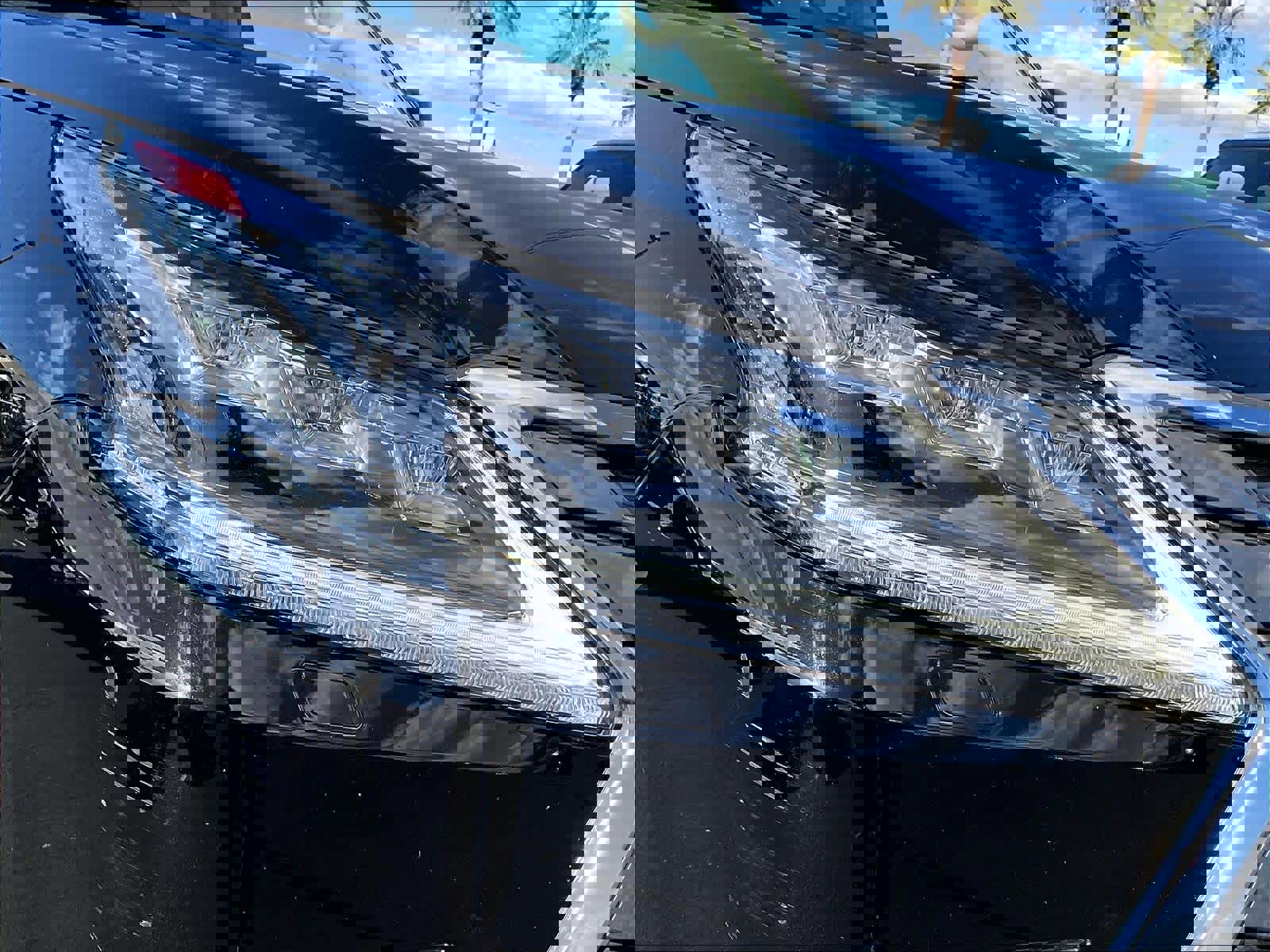 Used 2020 Lexus LX 570 4WD w/ Luxury Package image 30