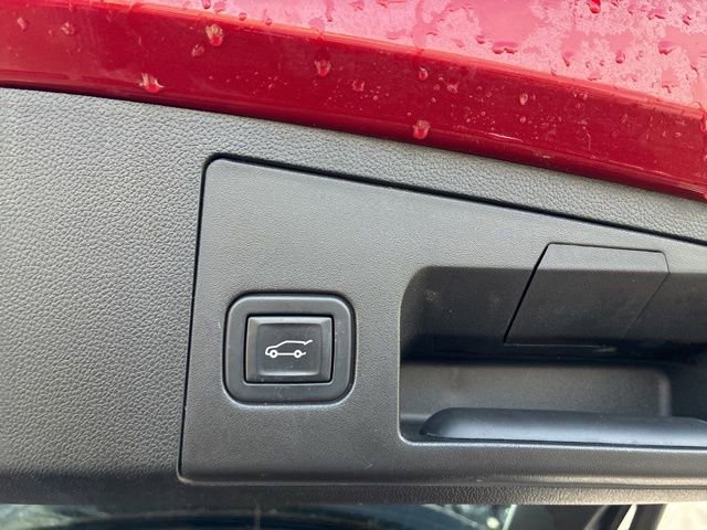 Used 2021 Cadillac XT4 Sport image 11