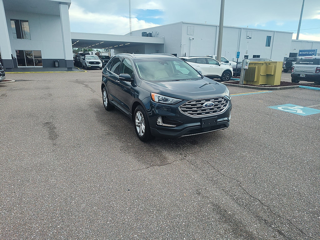Certified 2019 Ford Edge SEL w/ Equipment Group 201A FWD image 4