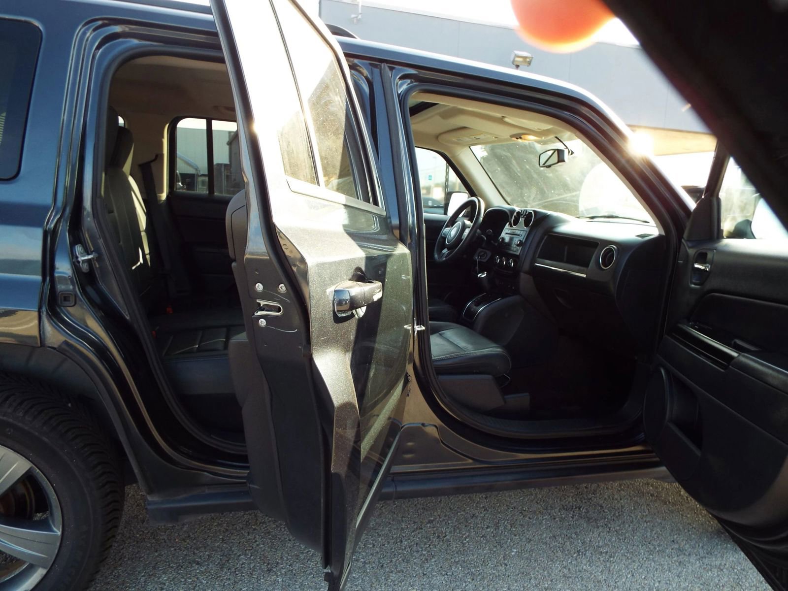 Used 2015 Jeep Patriot High Altitude image 28