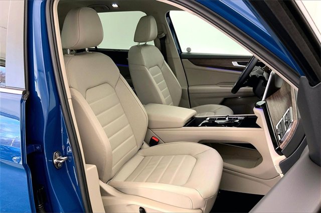 Used 2025 Volkswagen Atlas SEL image 7