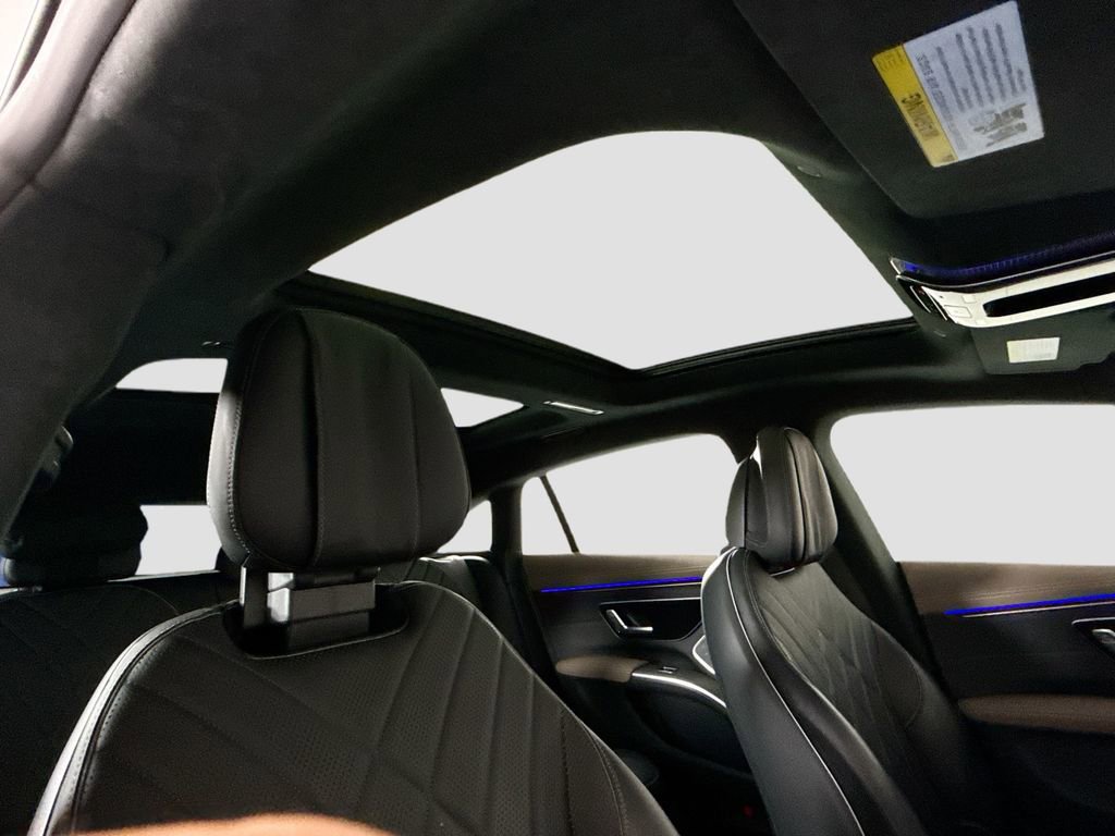 Certified 2023 Mercedes-Benz EQS 580 4MATIC Sedan image 18