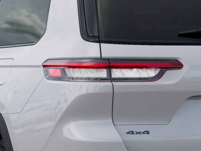 New 2025 Jeep Grand Cherokee L Limited AWD/4WD image 10
