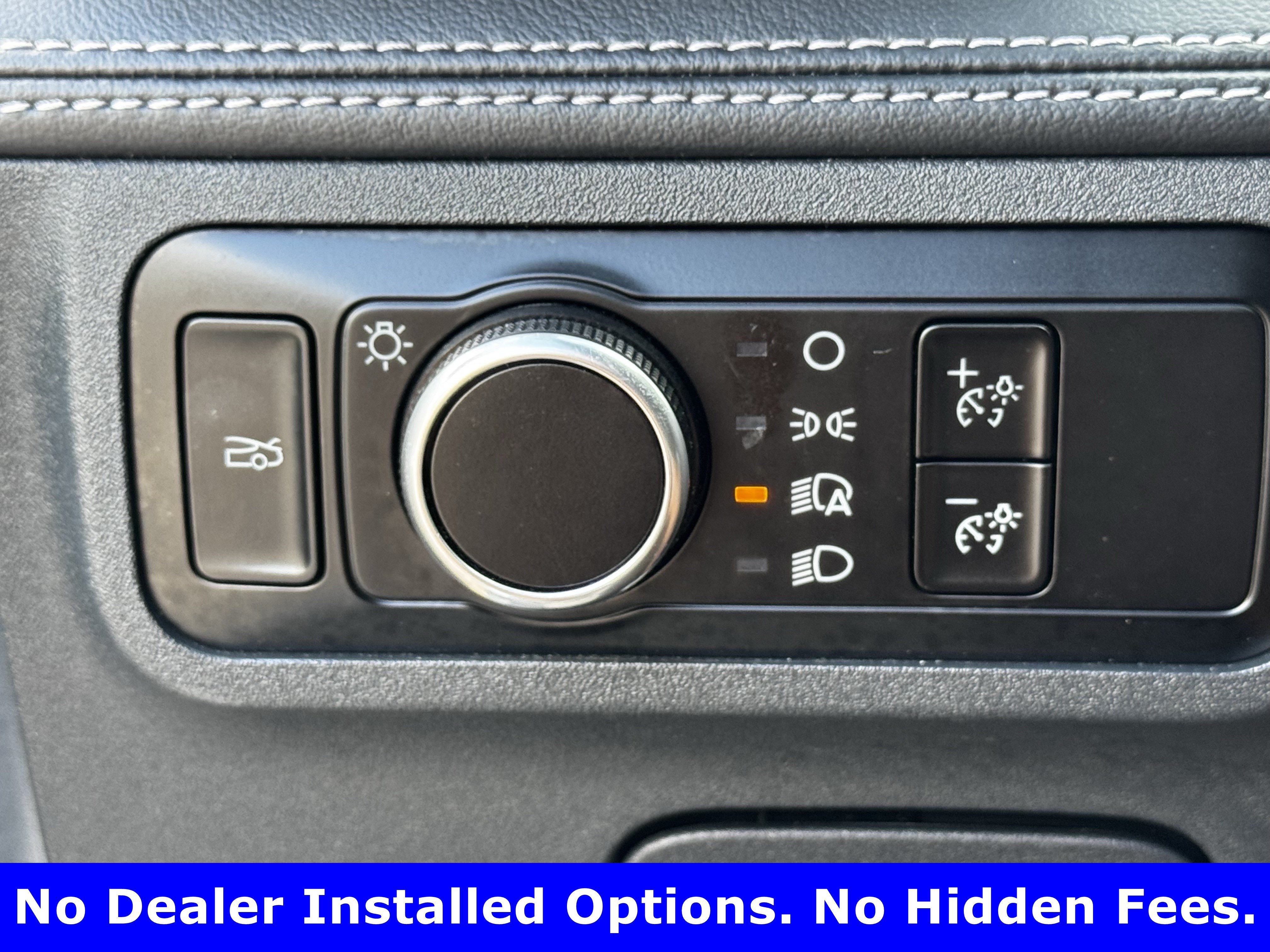 Used 2025 Ford Mustang Premium RWD image 20