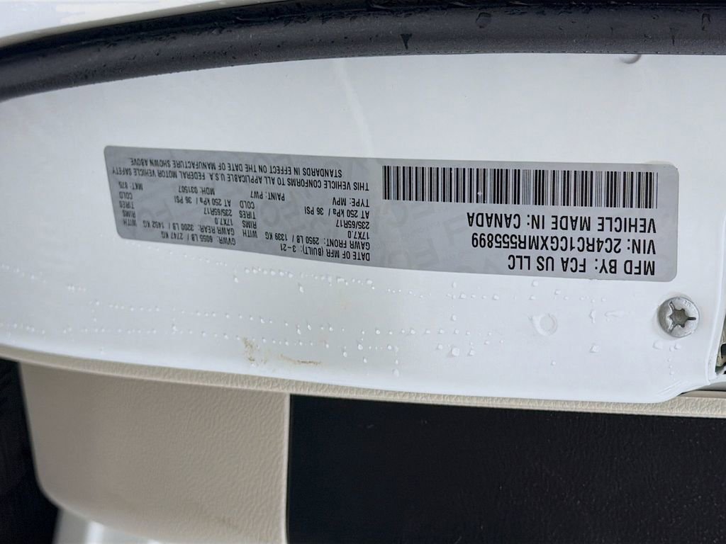 Used 2021 Chrysler Voyager LX image 35