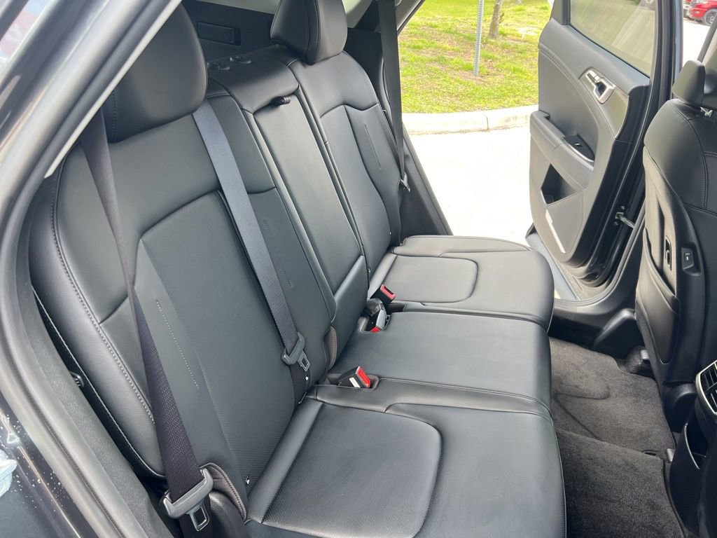 Used 2023 Kia Sportage EX image 42