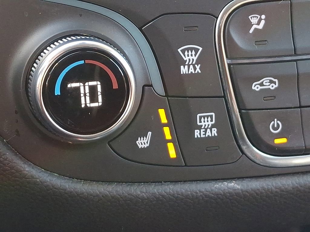 Certified 2024 Chevrolet Equinox LT w/ LPO, Floor Liner Package image 26