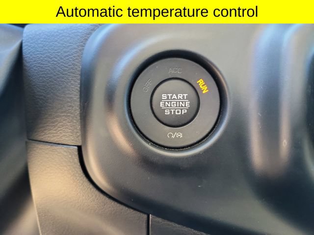 Used 2023 Jeep Gladiator Mojave w/ LED Lighting Group AWD/4WD image 17