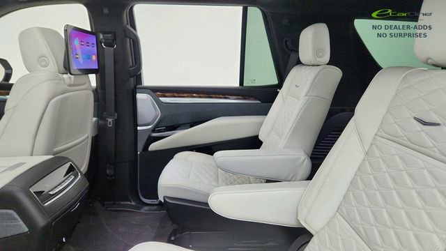 Used 2026 Cadillac Escalade Platinum Sport AWD/4WD image 32