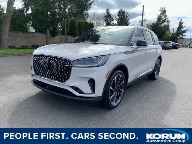 Certified 2025 Lincoln Aviator Reserve w/ Equipment Group 201A image 1