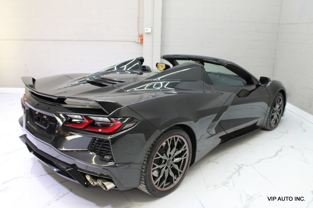Used 2024 Chevrolet Corvette Stingray Premium Conv w/ Z51 Performance Package RWD image 17
