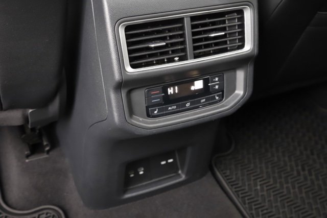 Used 2024 Volkswagen Atlas SEL image 20