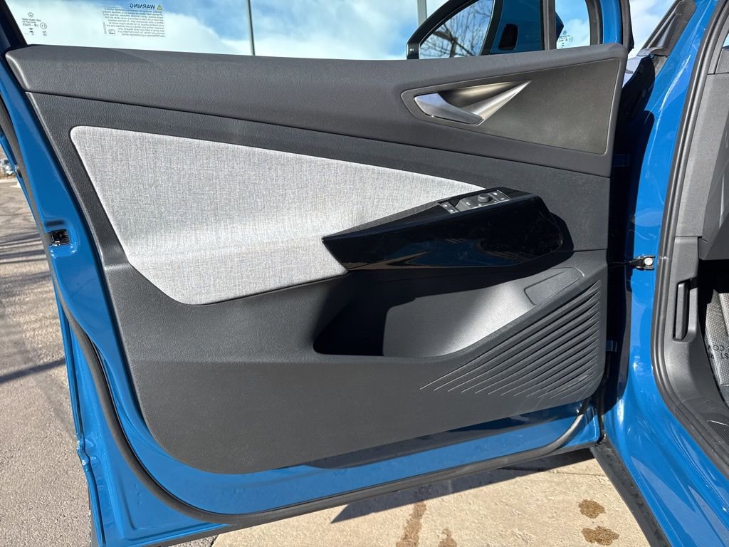 New 2026 Volkswagen ID.4 Pro image 10