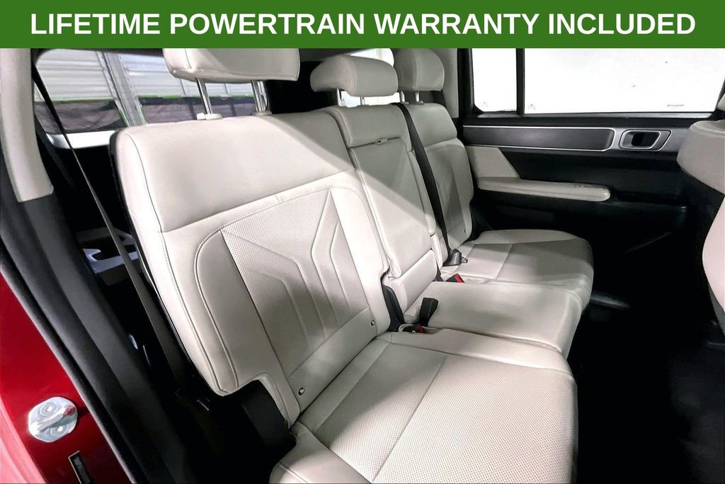 Used 2025 Hyundai Santa Fe SEL image 36