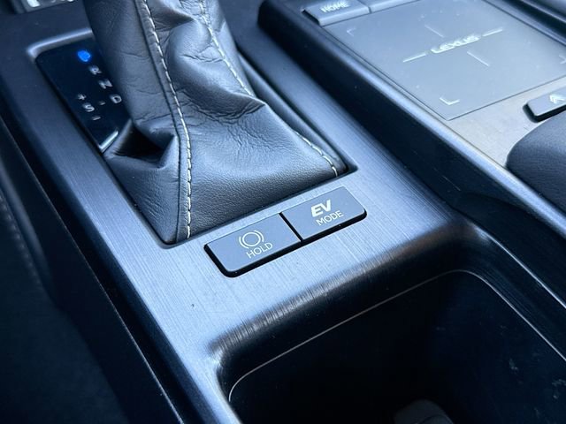 Used 2020 Lexus ES 300h w/ Premium Package FWD image 29