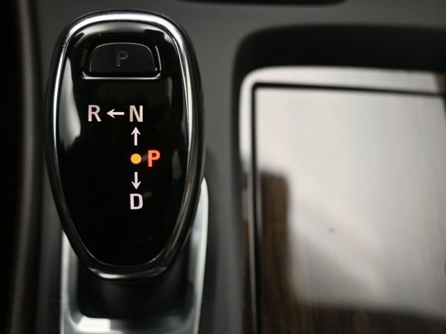 Used 2017 Buick LaCrosse Premium w/ Driver Confidence Package #2 image 26