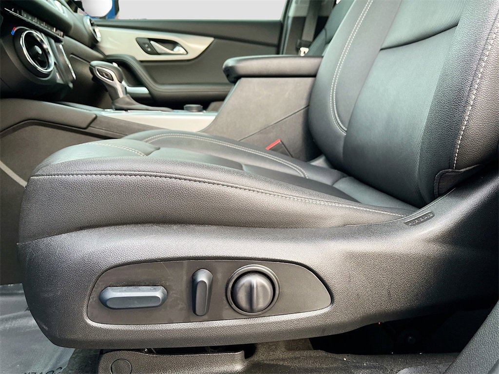 Used 2024 Chevrolet Blazer LT image 19