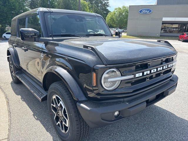 New 2026 Ford Bronco Outer Banks AWD/4WD image 2