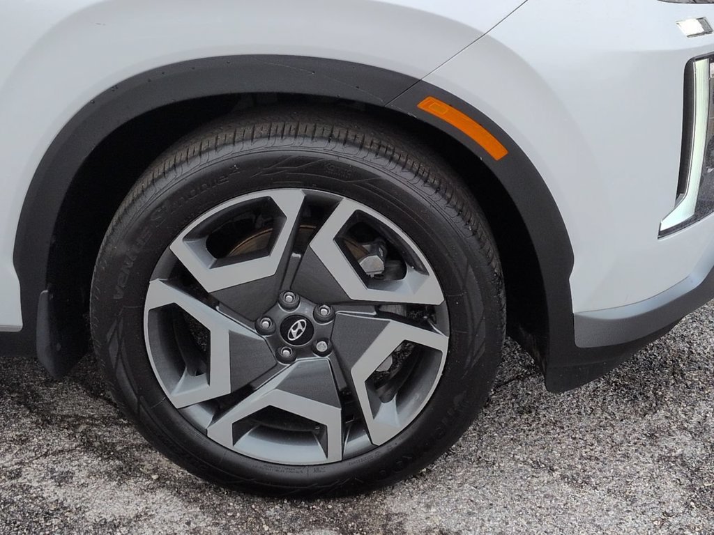 Used 2025 Hyundai Palisade SEL FWD image 11