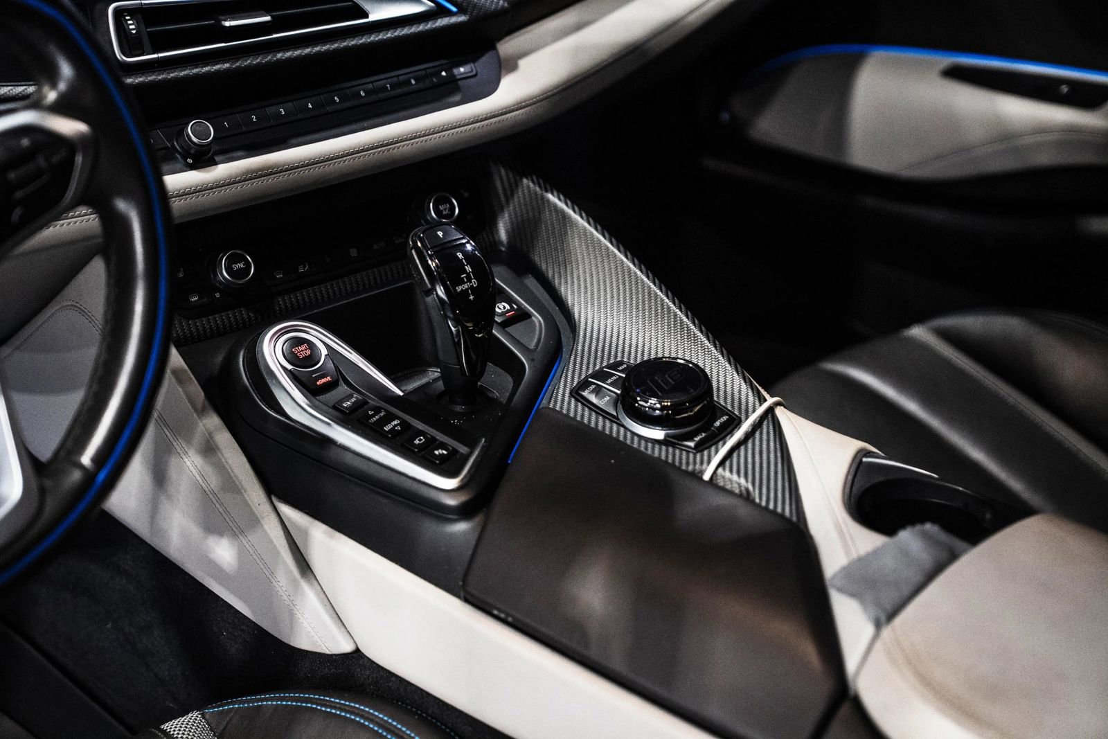 Used 2019 BMW i8 Roadster image 22