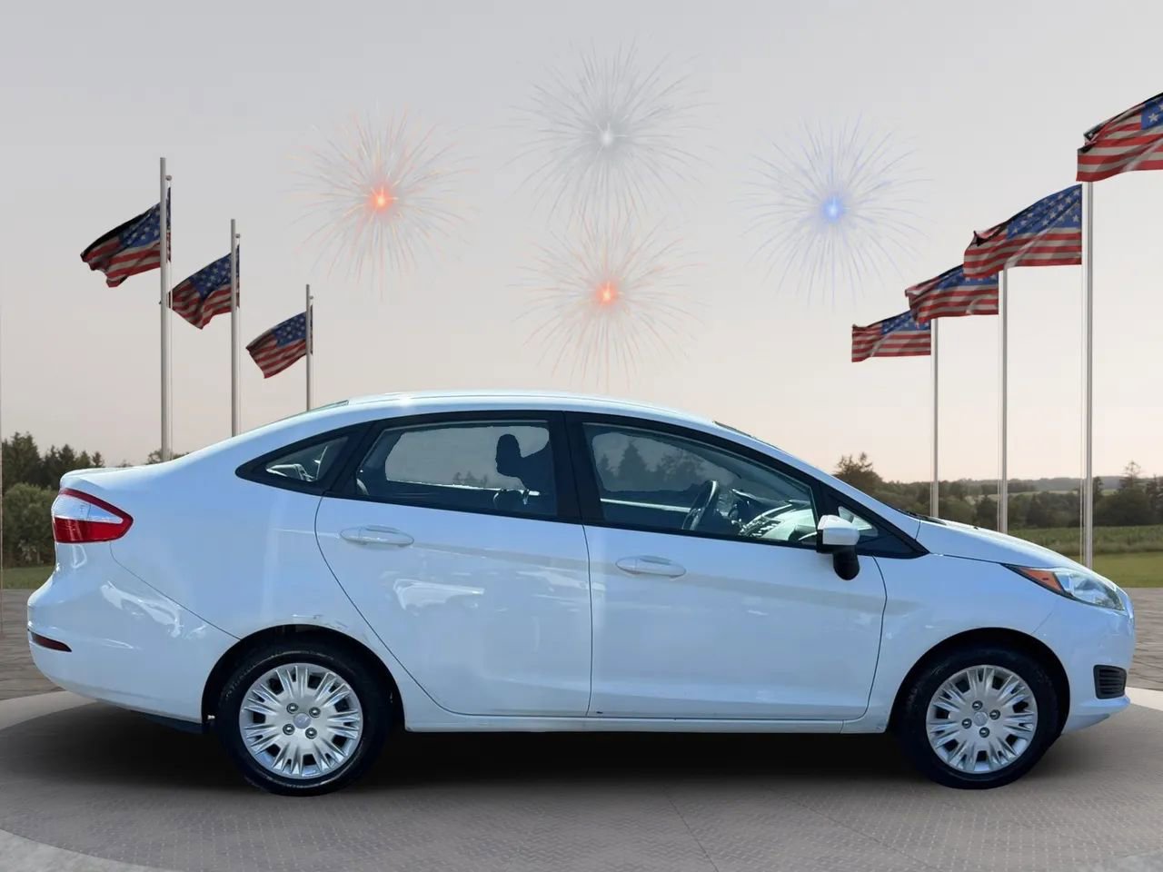 Used 2016 Ford Fiesta S image 9