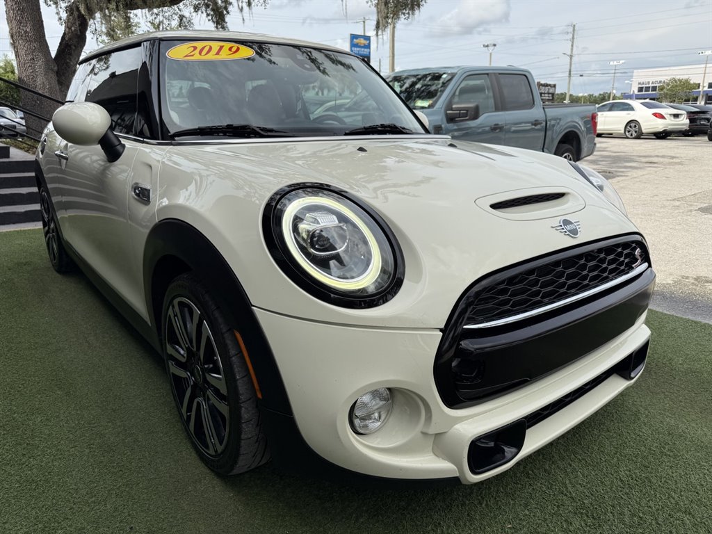 Used 2019 MINI Cooper S FWD image 3