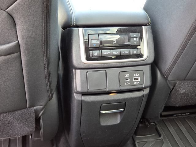 Used 2023 Subaru Ascent Onyx Edition Limited AWD/4WD image 16