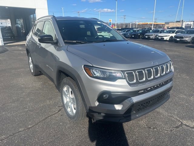 Used 2022 Jeep Compass Latitude w/ Convenience Group image 1