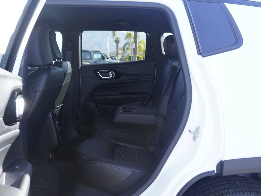 New 2026 Jeep Compass Latitude AWD/4WD image 23