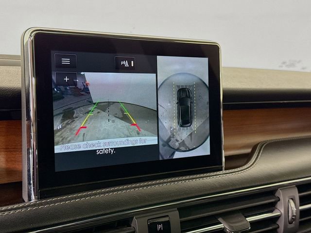 Used 2020 Lincoln Corsair Reserve w/ Equipment Group 201A image 14