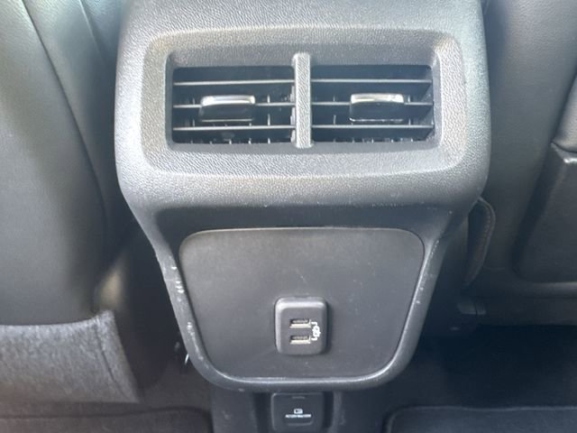 Used 2023 GMC Terrain AT4 image 21