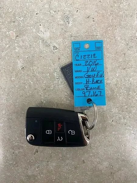 Used 2016 Volkswagen e-Golf SE w/ DC Fast Charging Package FWD image 24