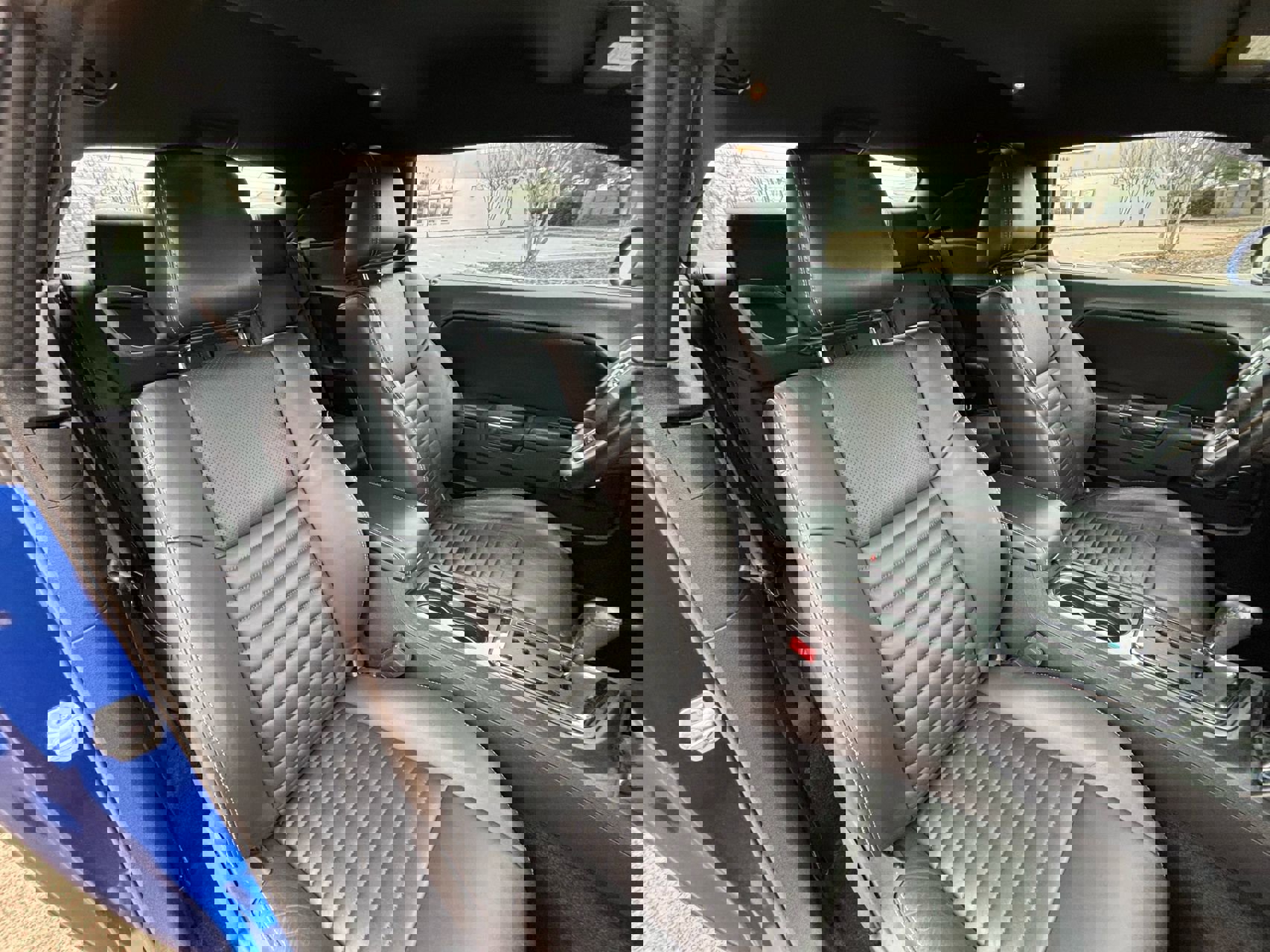 Used 2012 Dodge Challenger SXT Plus image 17