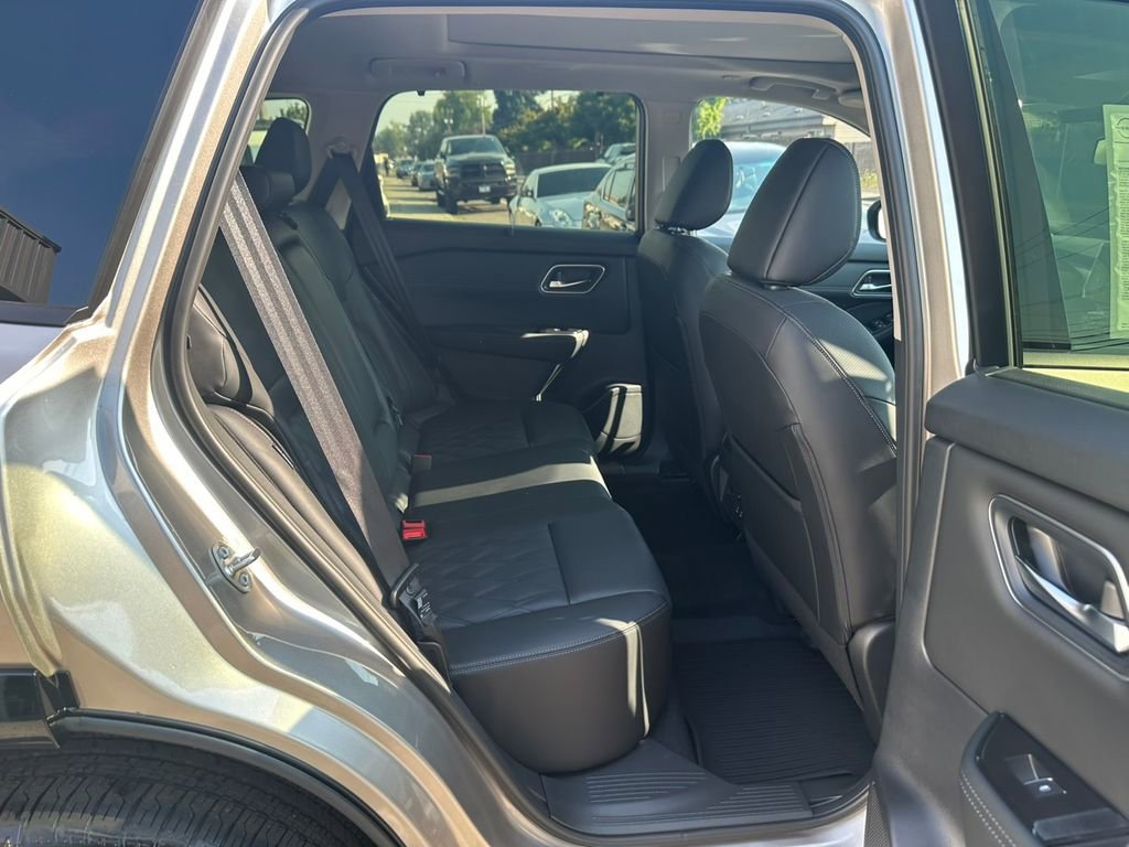 New 2026 Nissan Rogue Platinum w/ Platinum Premium Package image 27