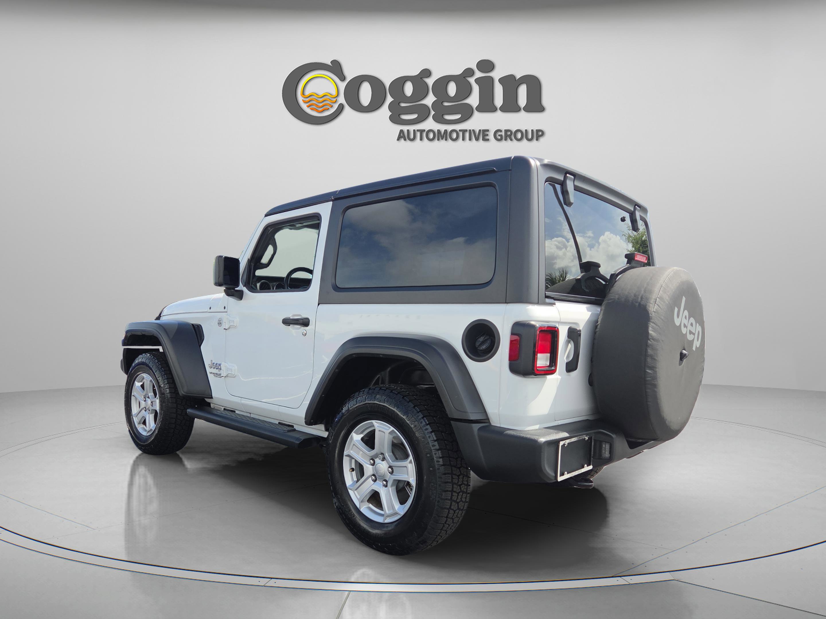 Used 2020 Jeep Wrangler Sport image 3