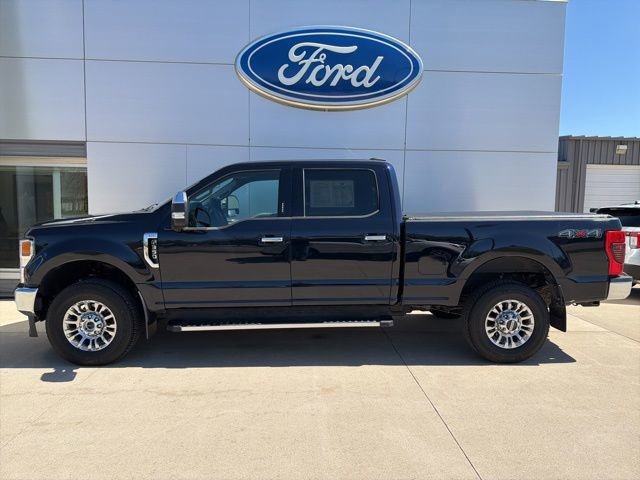 Used 2021 Ford F350 XLT w/ XLT Premium Package AWD/4WD image 2