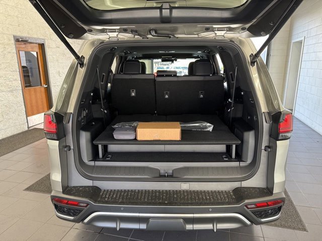 New 2026 Lexus LX 700h F Sport AWD/4WD image 11