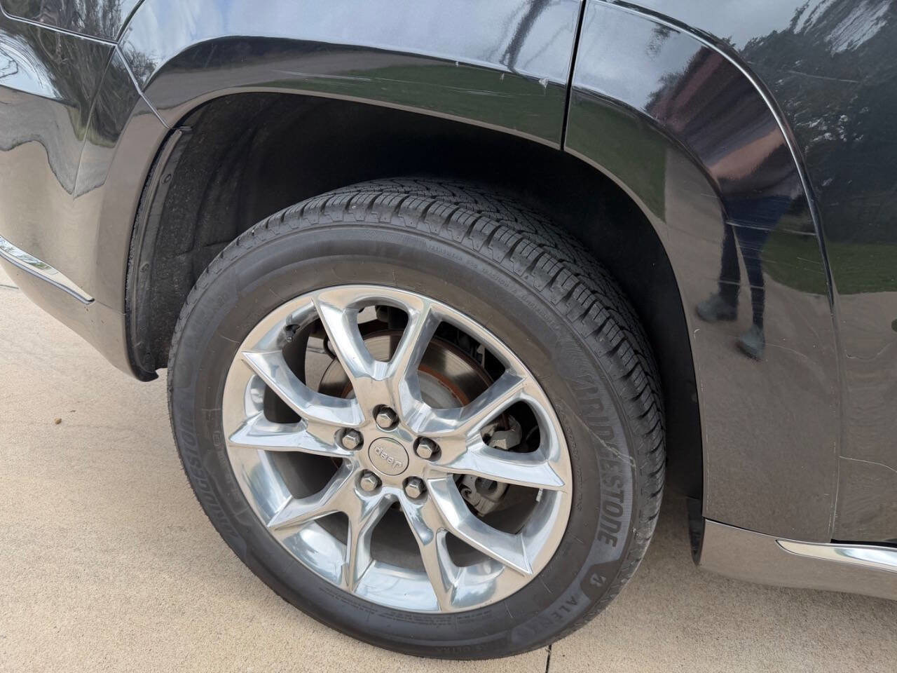 Used 2014 Jeep Grand Cherokee Summit AWD/4WD image 23